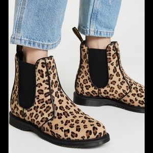 Brand new in box Dr. Martens boots size 6 leopard